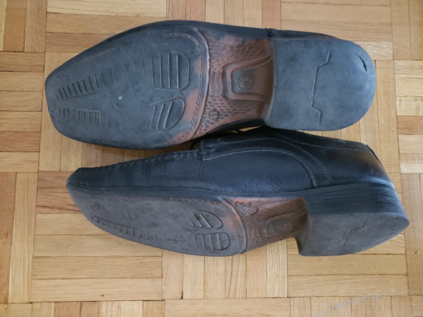 Men's Black Leather Shoes #freecycle image indicator(2)