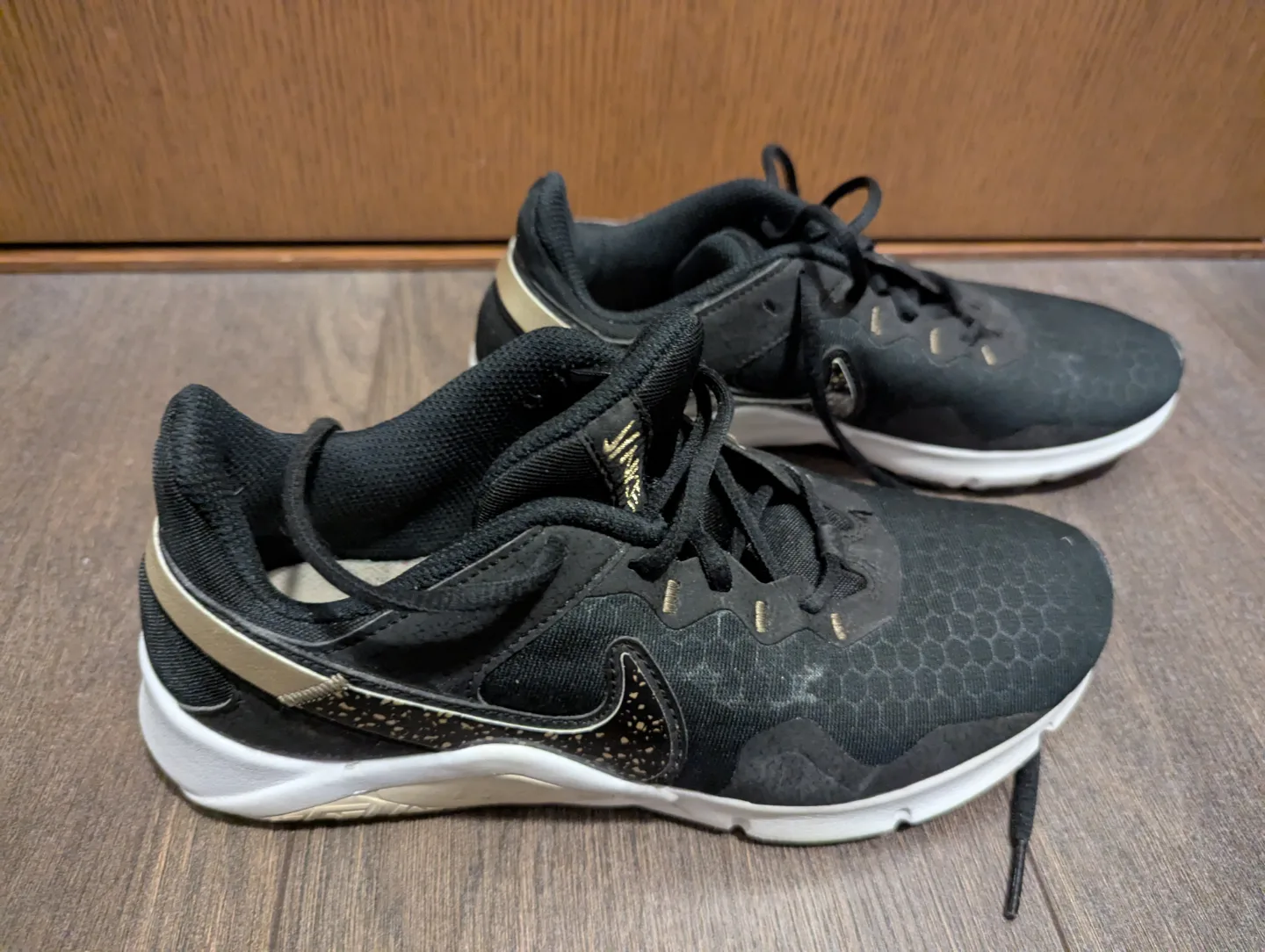 Nike Women's Running Shoes - Size 7.5 thumbnail
