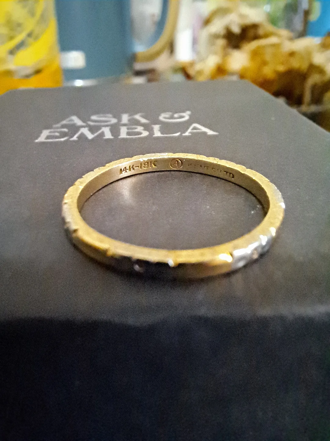 14K Gold Band Ring image indicator(4)