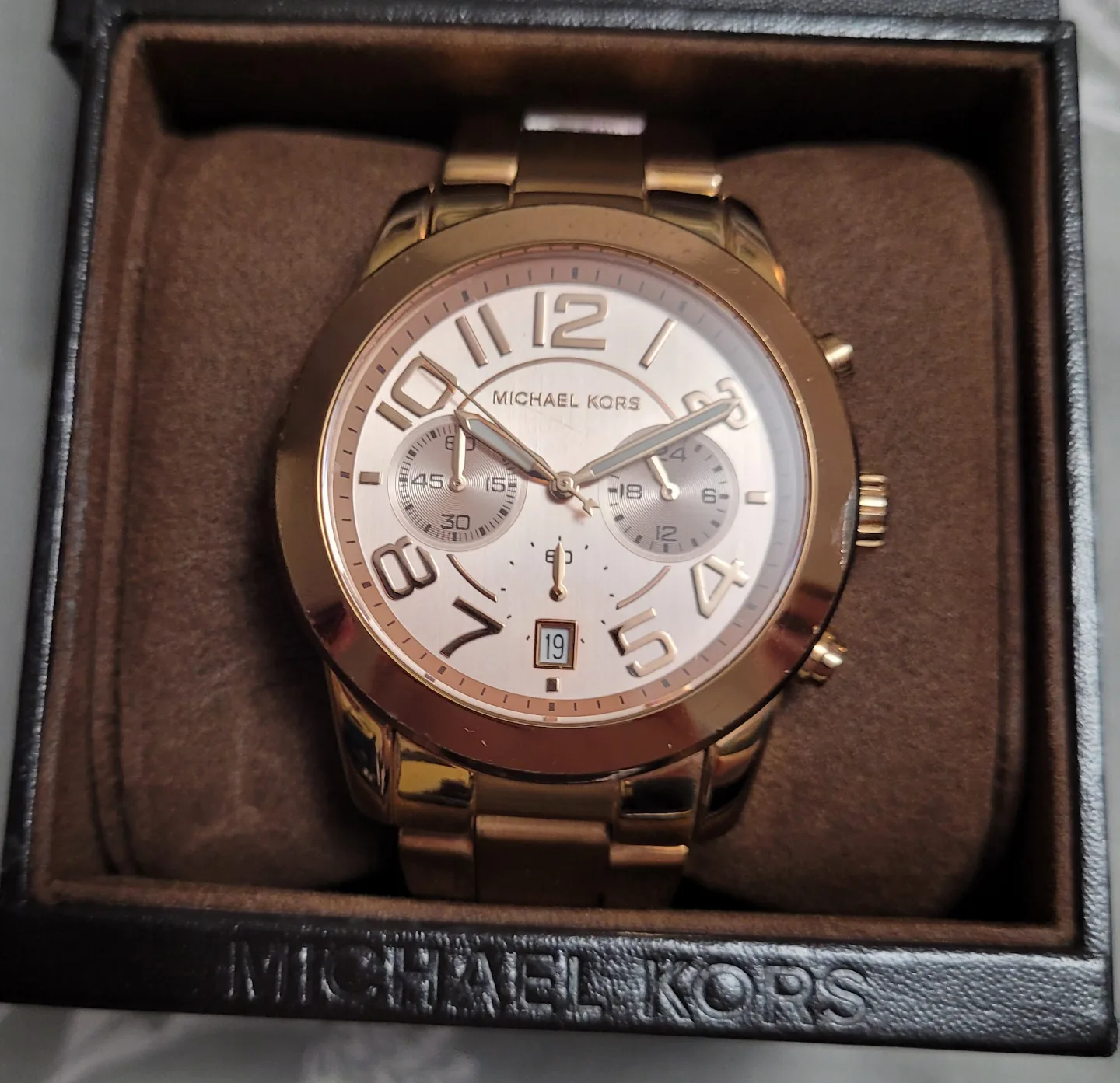 Michael Kors Women's Rose Gold Chronograph Watch image indicator(3)