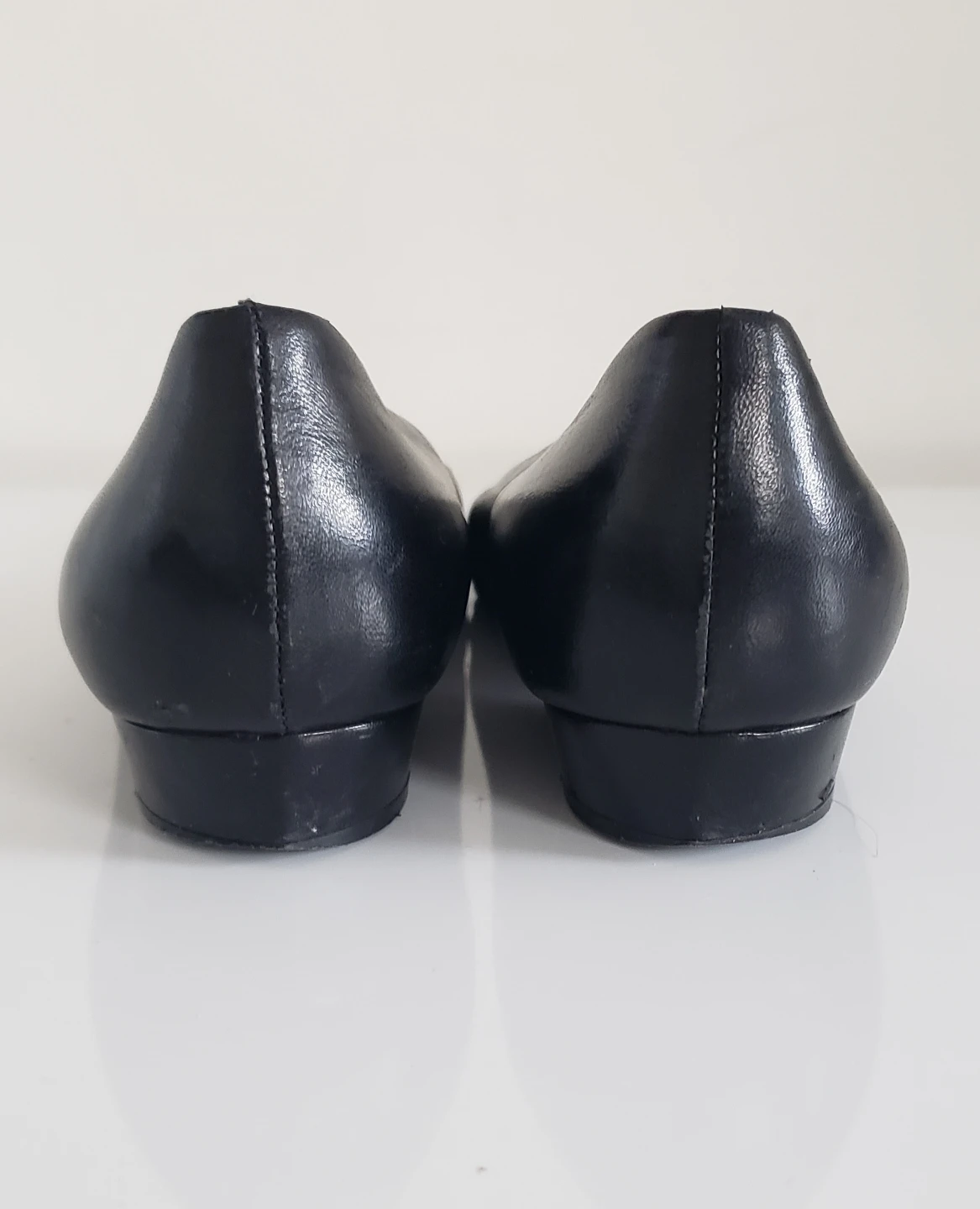 Prada Black Leather Pointed Toe Flats - Sz 38 - photo 4