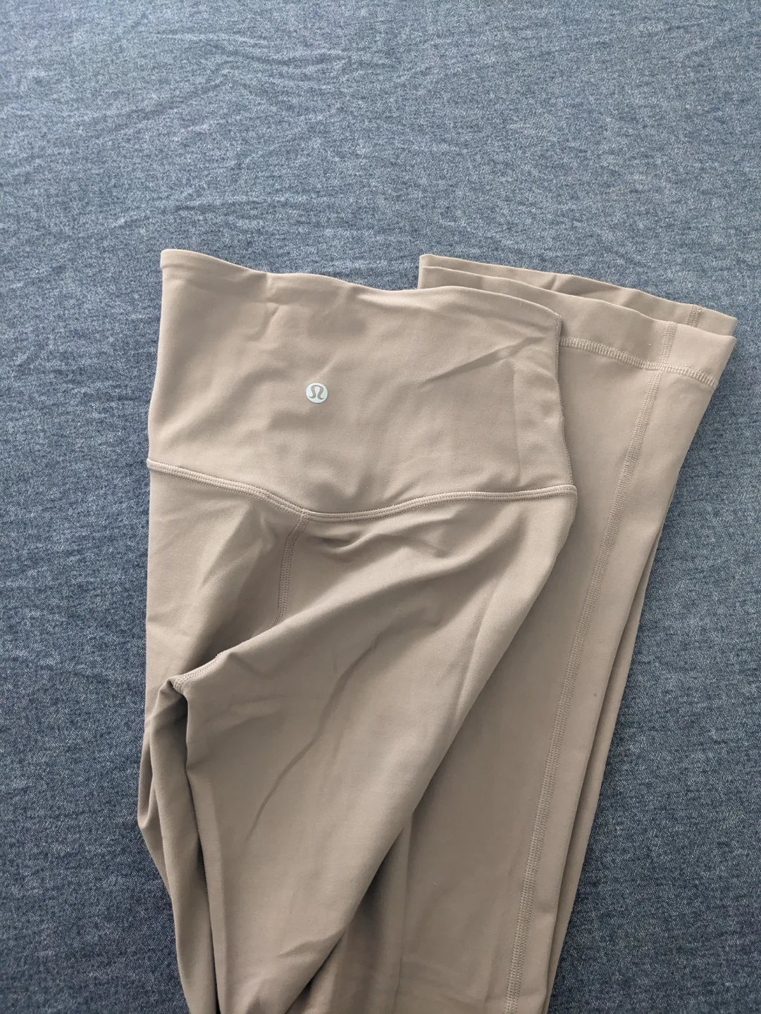 Lululemon Mini Flare Leggings image indicator(3)