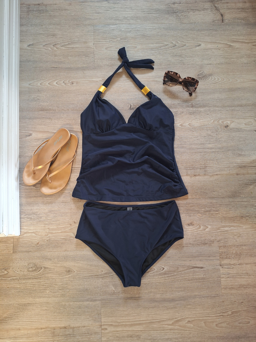 Women's Size Medium blue Tankini Swimsuit with Bottoms