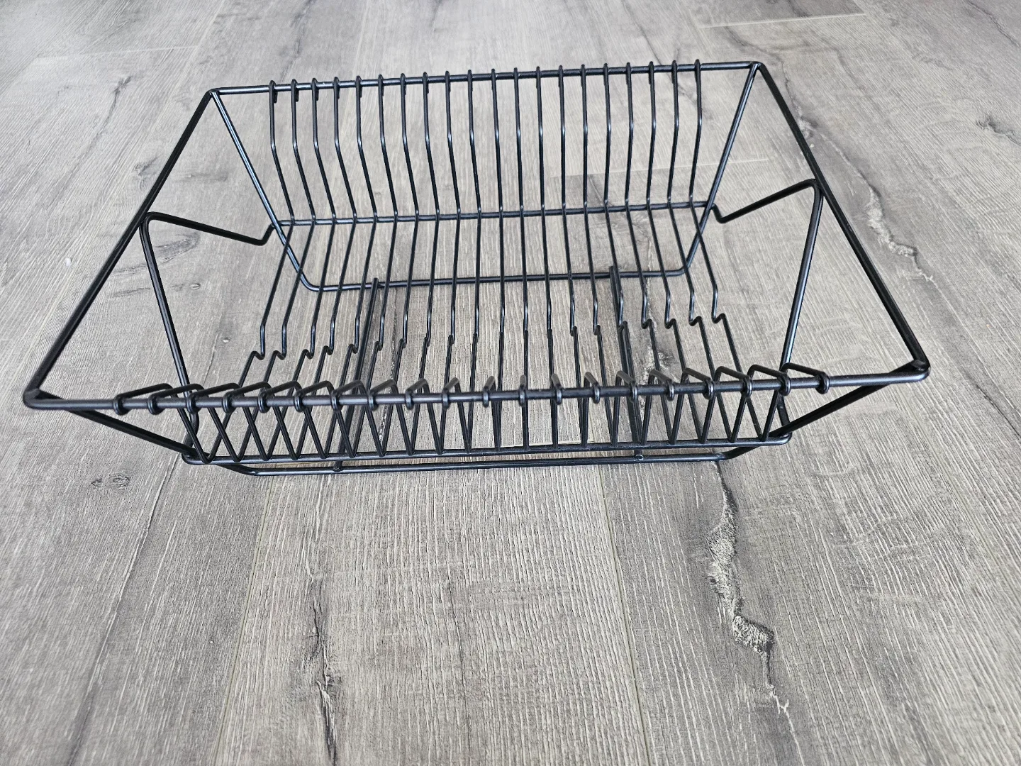 Black Metal Dish Drying Rack thumbnail