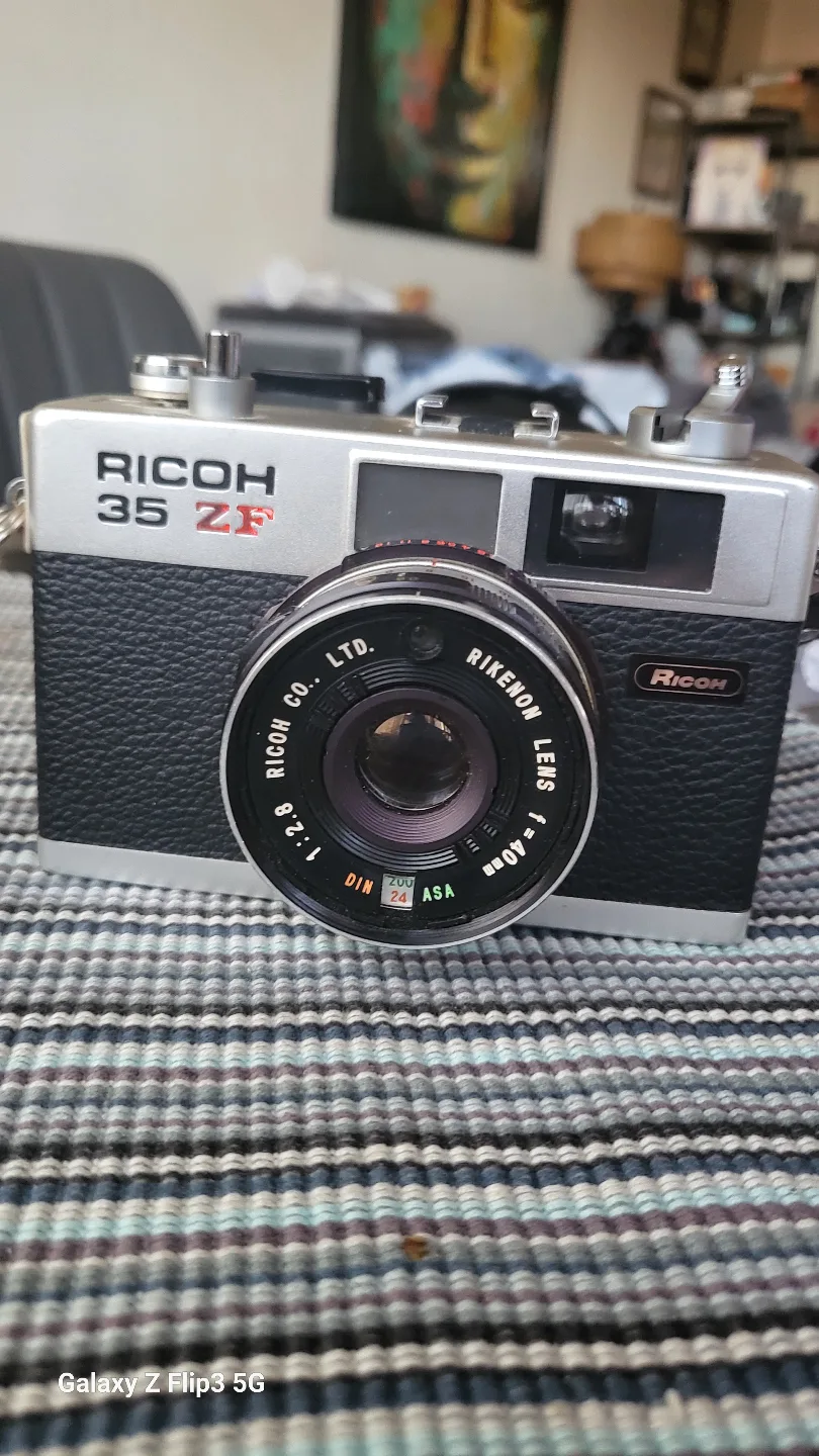 Vintage Ricoh 35 ZF Film Camera with Rikenon Lens image indicator(3)
