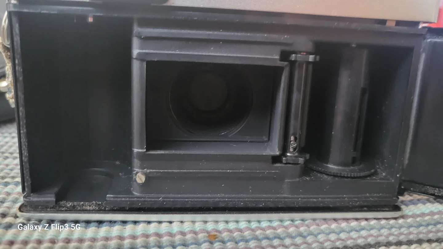 Vintage Ricoh 35 ZF Film Camera with Rikenon Lens image indicator(5)