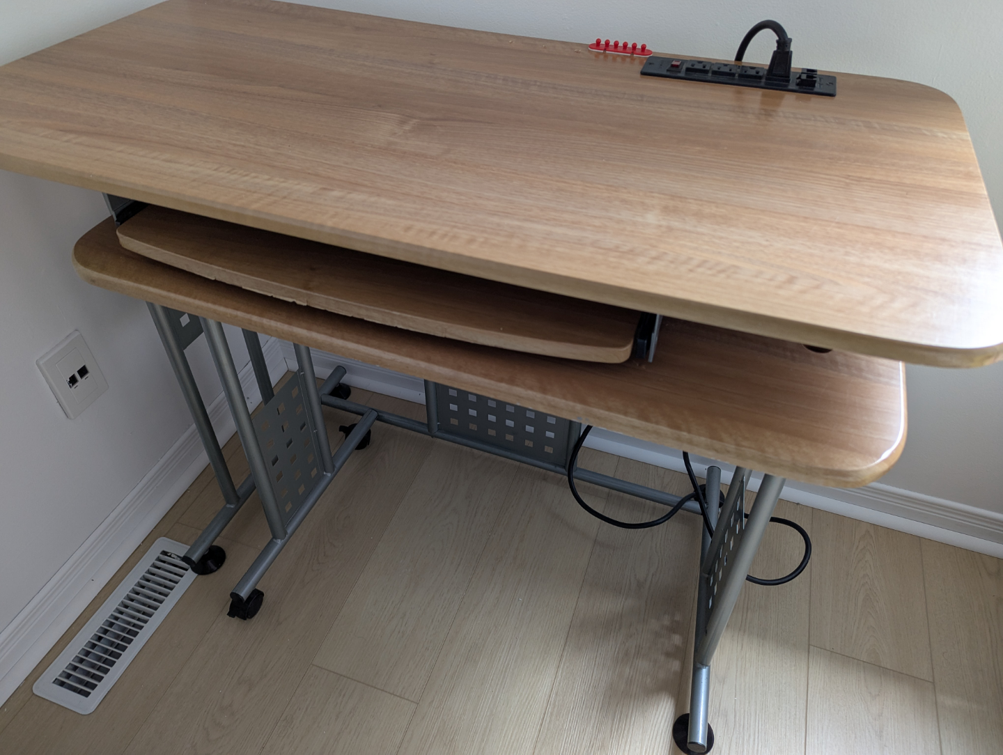 Two-Tier Computer Desk with Keyboard Tray - photo 3