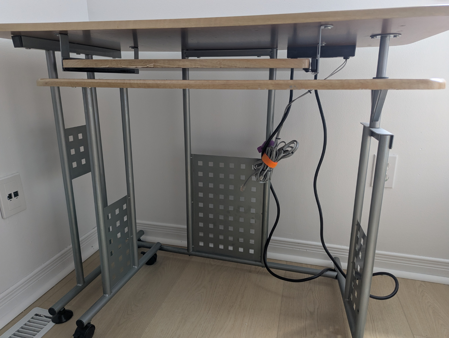 Two-Tier Computer Desk with Keyboard Tray - photo 4