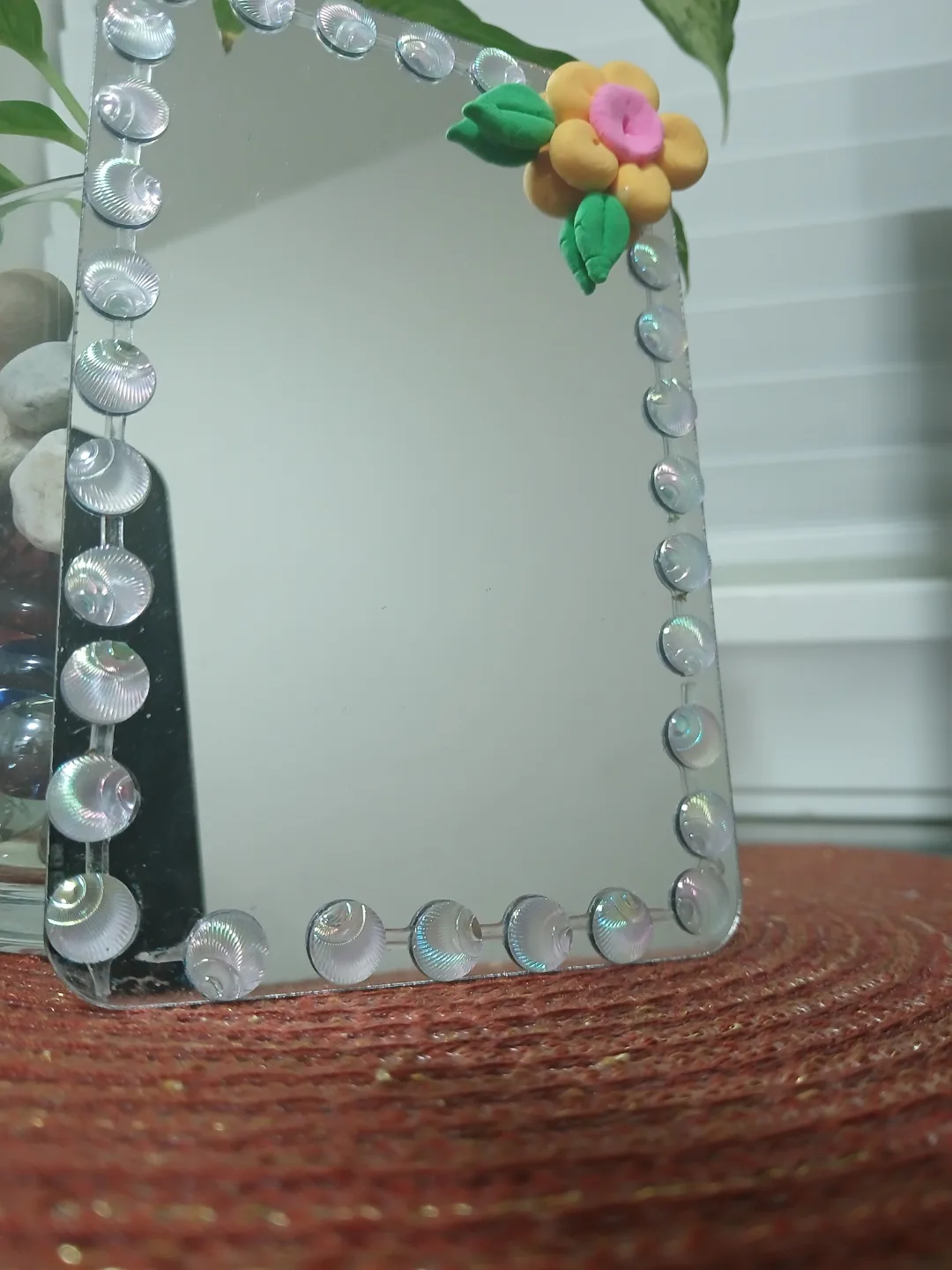 Decorative Mirror with Embellishments image indicator(4)