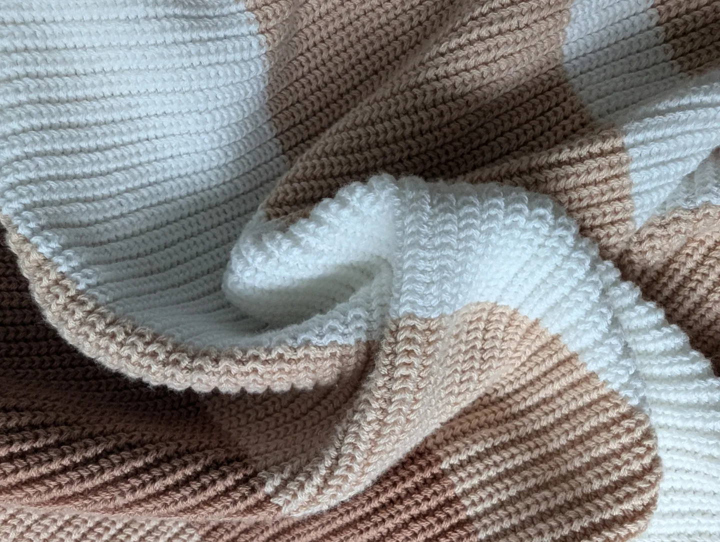 BNWT Aerie quarter zip cotton sweater image indicator(4)