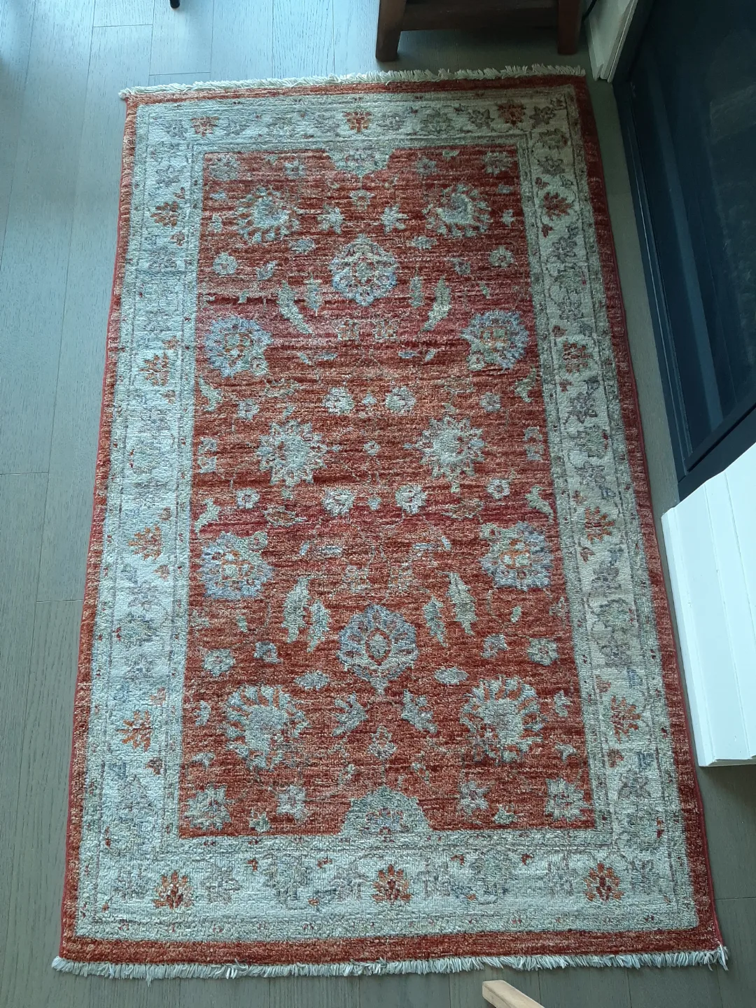 Beautiful Orange and Cream Area Rug image indicator(2)