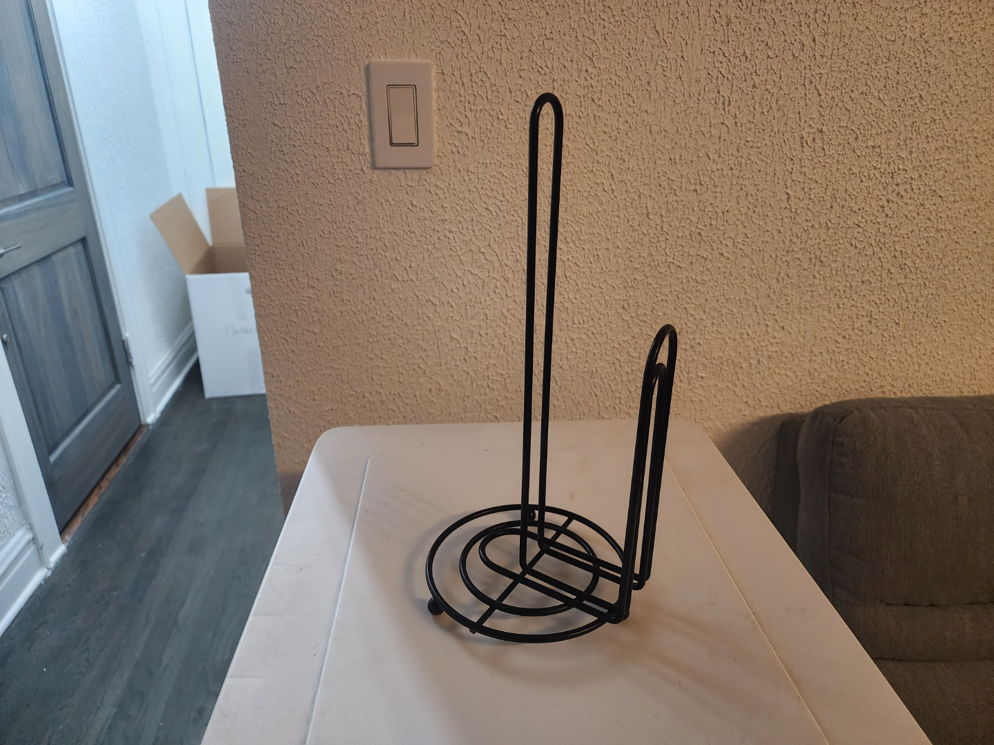 Freestanding Paper Towel Holder