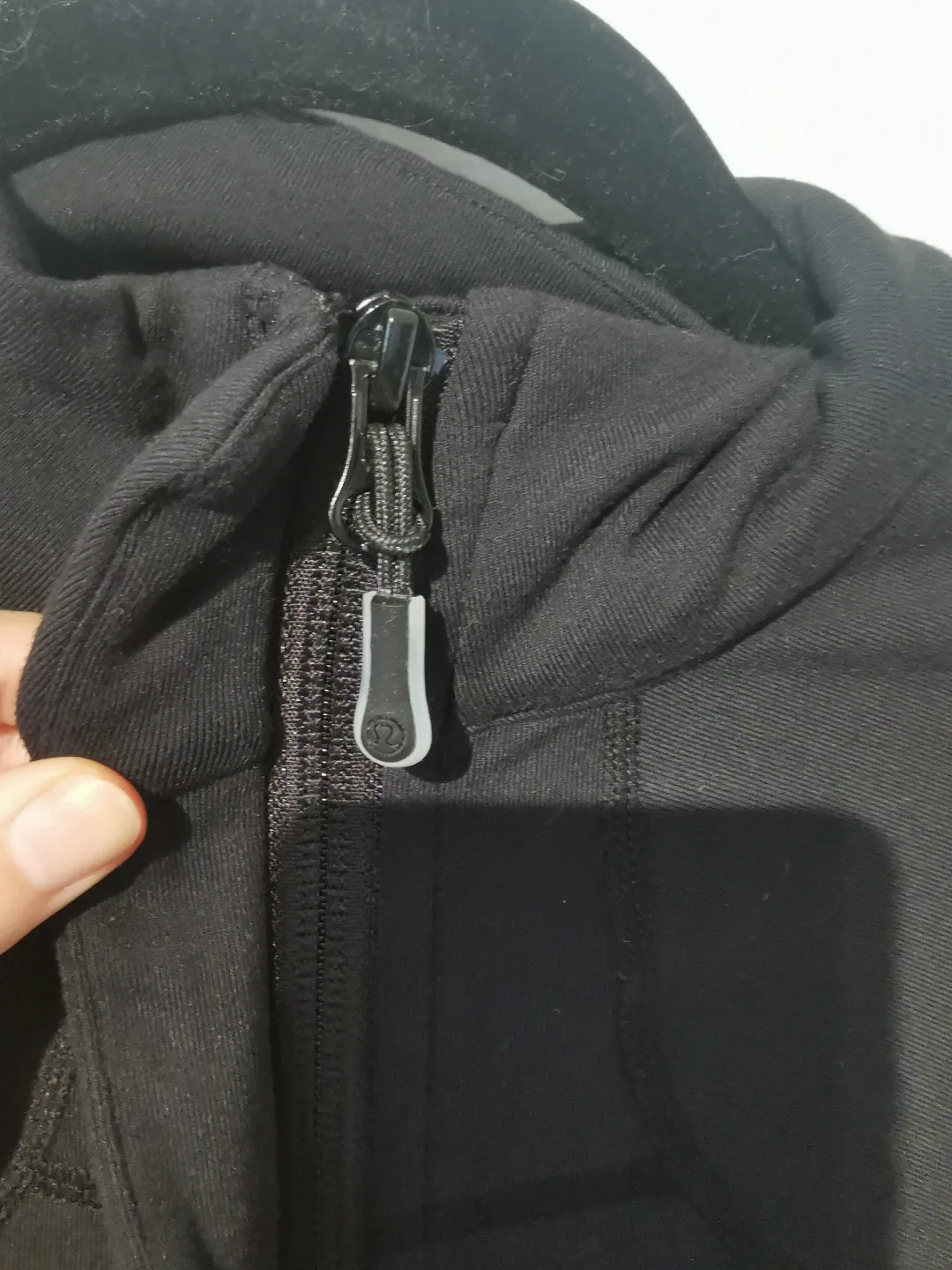 Lululemon Black riding jacket s6 image indicator(5)