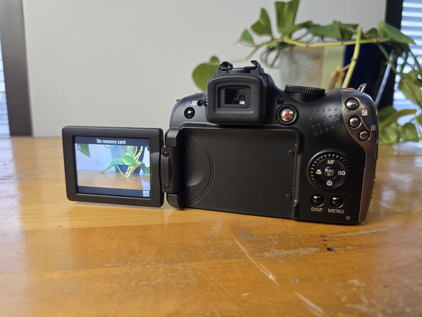 Canon PowerShot SX20 IS 12.1 Megapixel Digital Camera - photo 3
