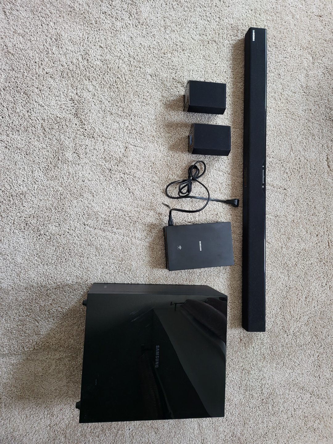 Samsung 4.1 Soundbar with Subwoofer & Wireless Speakers