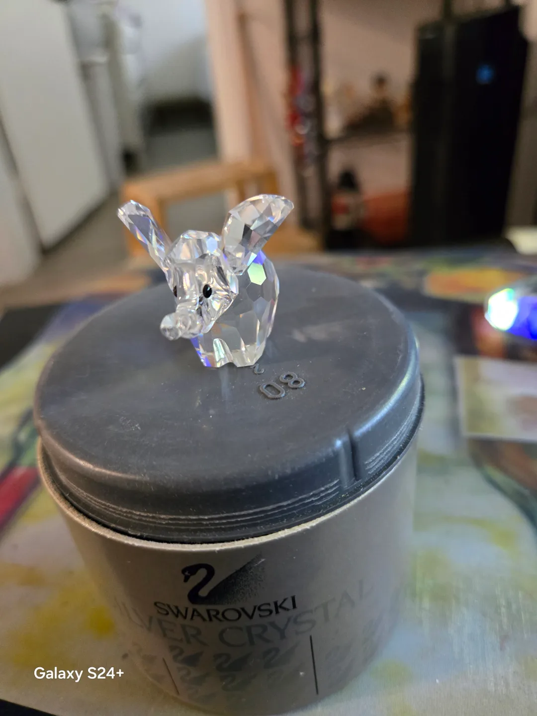 Swarovski Crystal Elephant Figurine image indicator(2)
