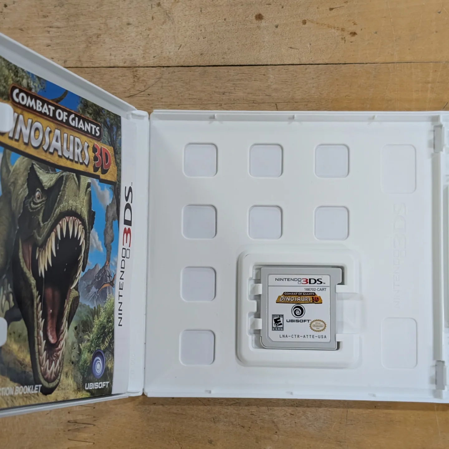 Nintendo 3DS Game - Combat of Giants Dinosaurs 3D image indicator(2)