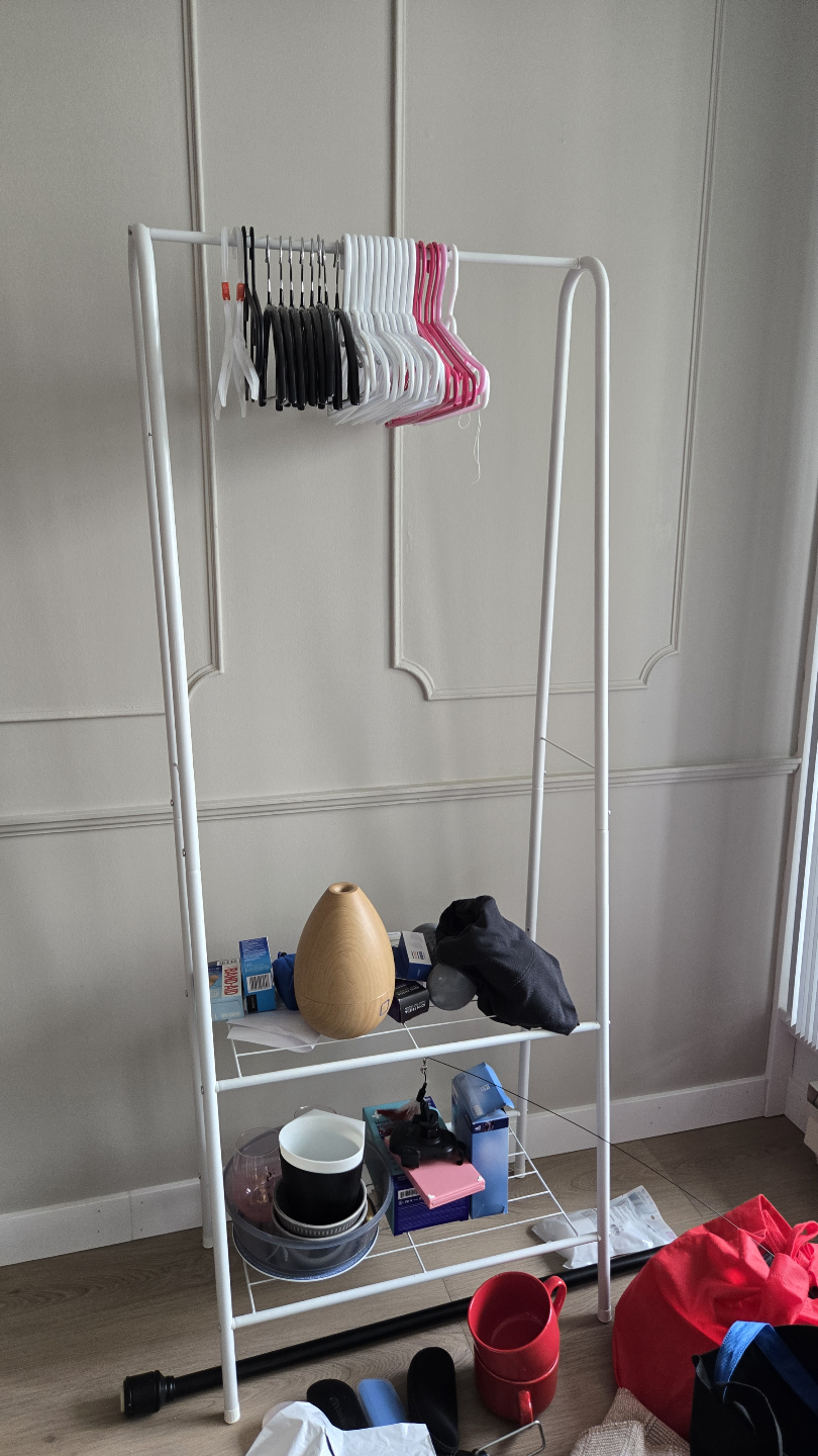 White Metal Clothing Rack - photo 2