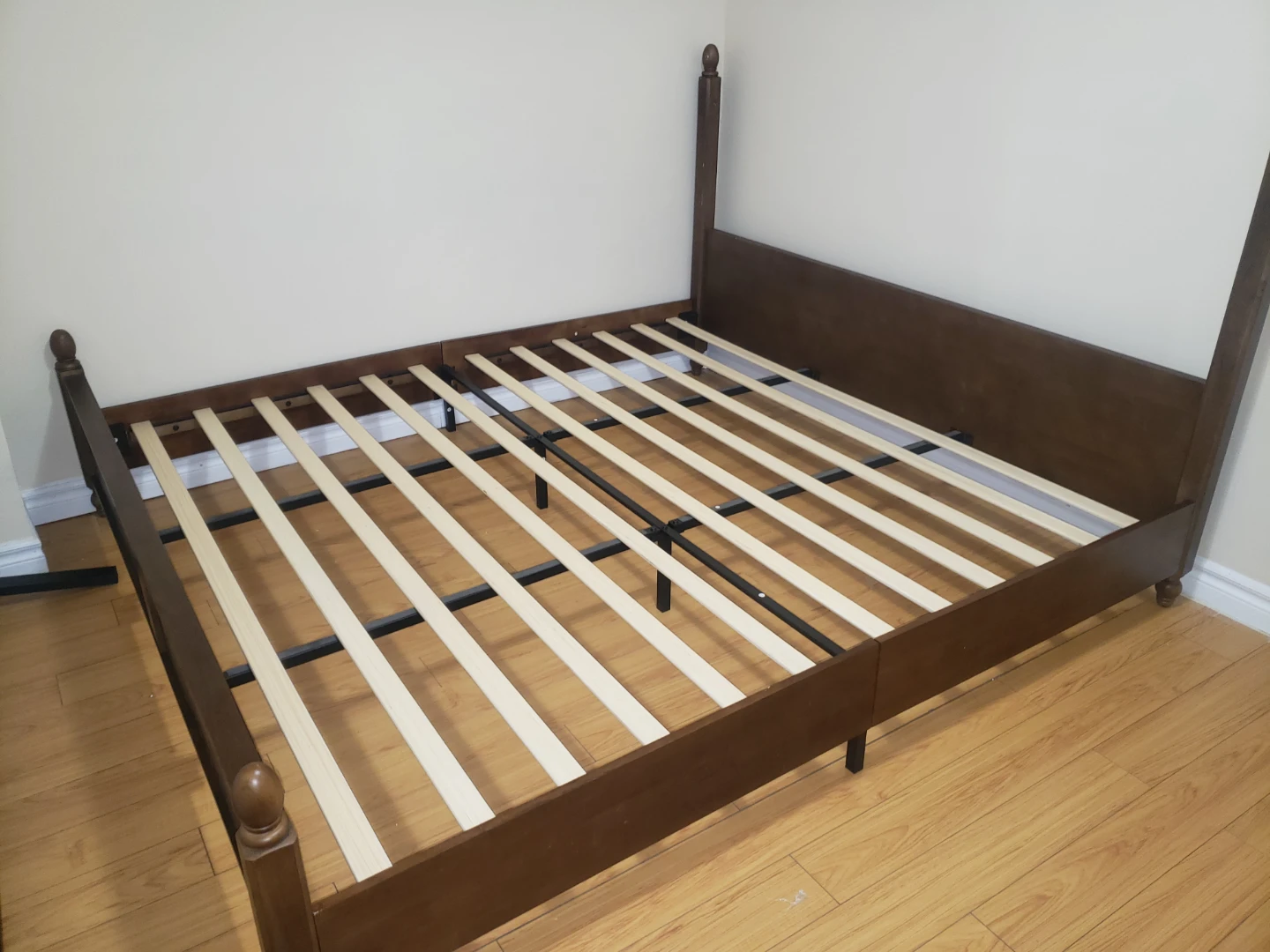 King Size Wooden Bed Frame - photo 2