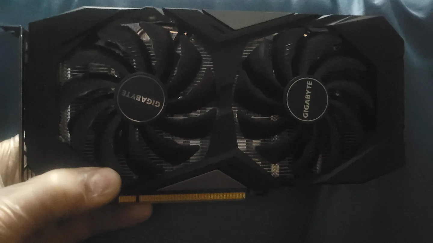 Gigabyte RTX 2060 OC 6GB REV 2.0 - LIKE NEW thumbnail