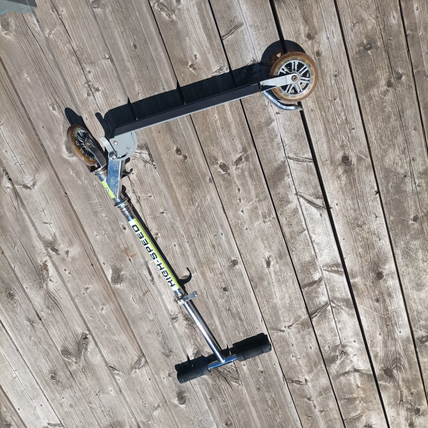 Kids' Chrome Scooter - High-Speed image indicator(4)