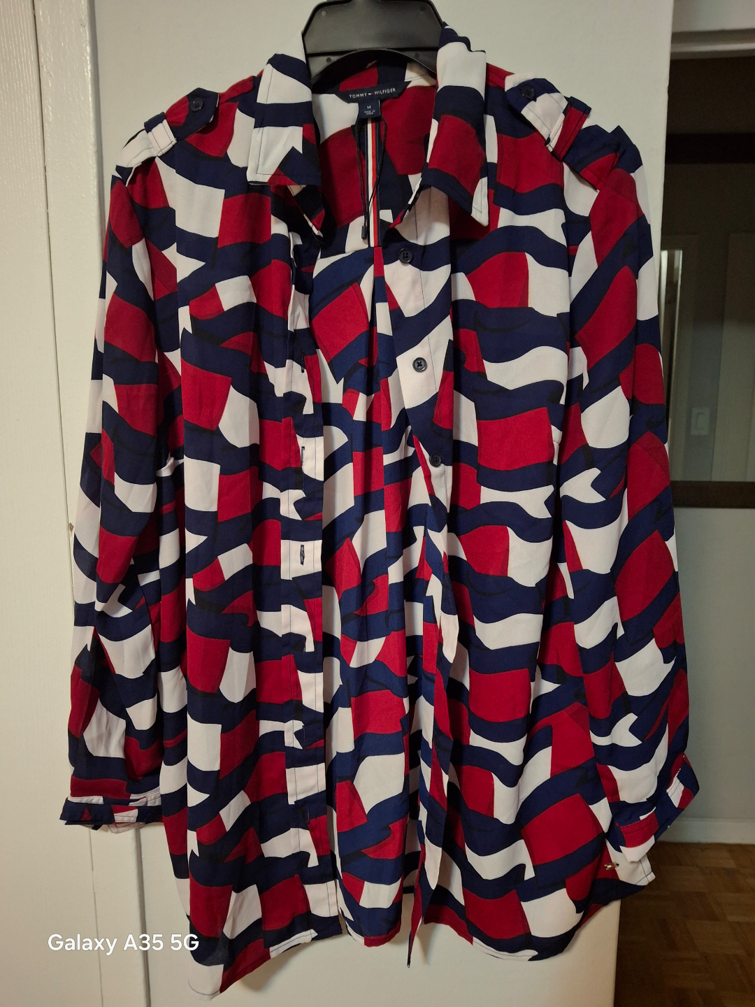 Tommy Hilfiger Women's Size Medium Button-Down Shirt