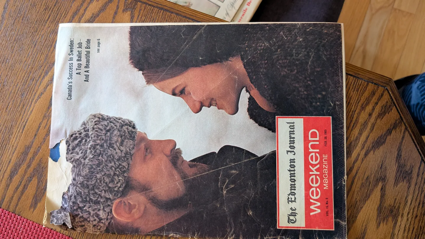 💚👀Collection of Vintage Canadian Magazines FCFS image indicator(5)