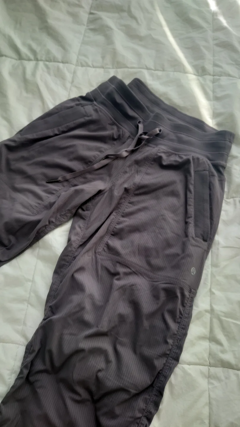 Lululemon - Dance Studio Mid-Rise Jogger Full Length image indicator(5)
