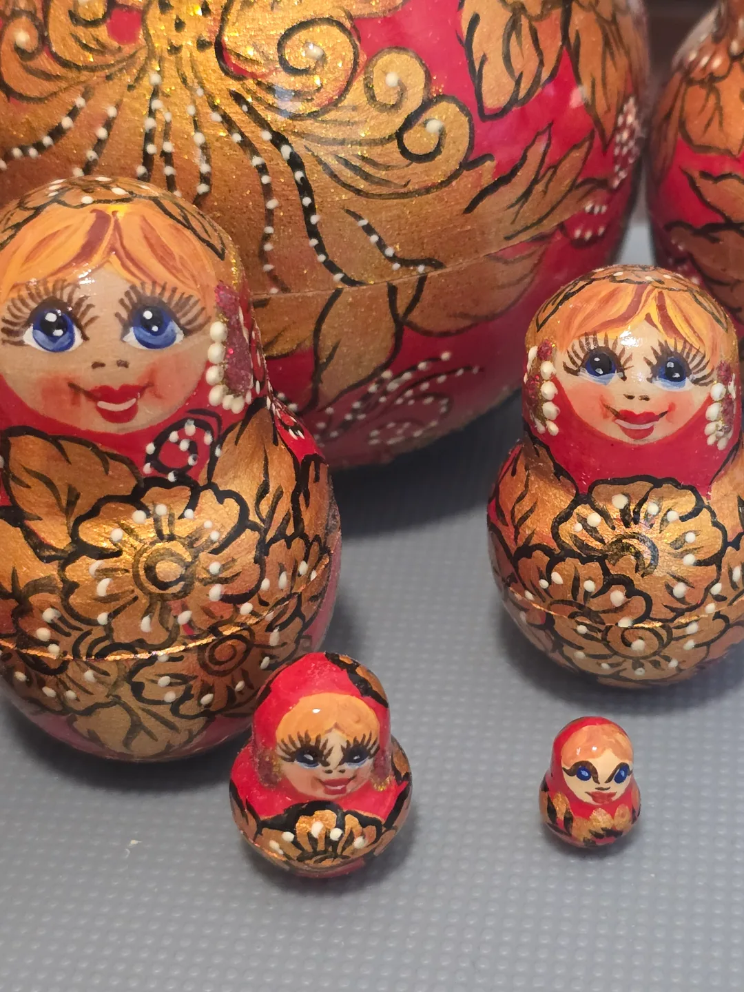 Matryoshka Nesting Dolls - Set of 10 image indicator(2)