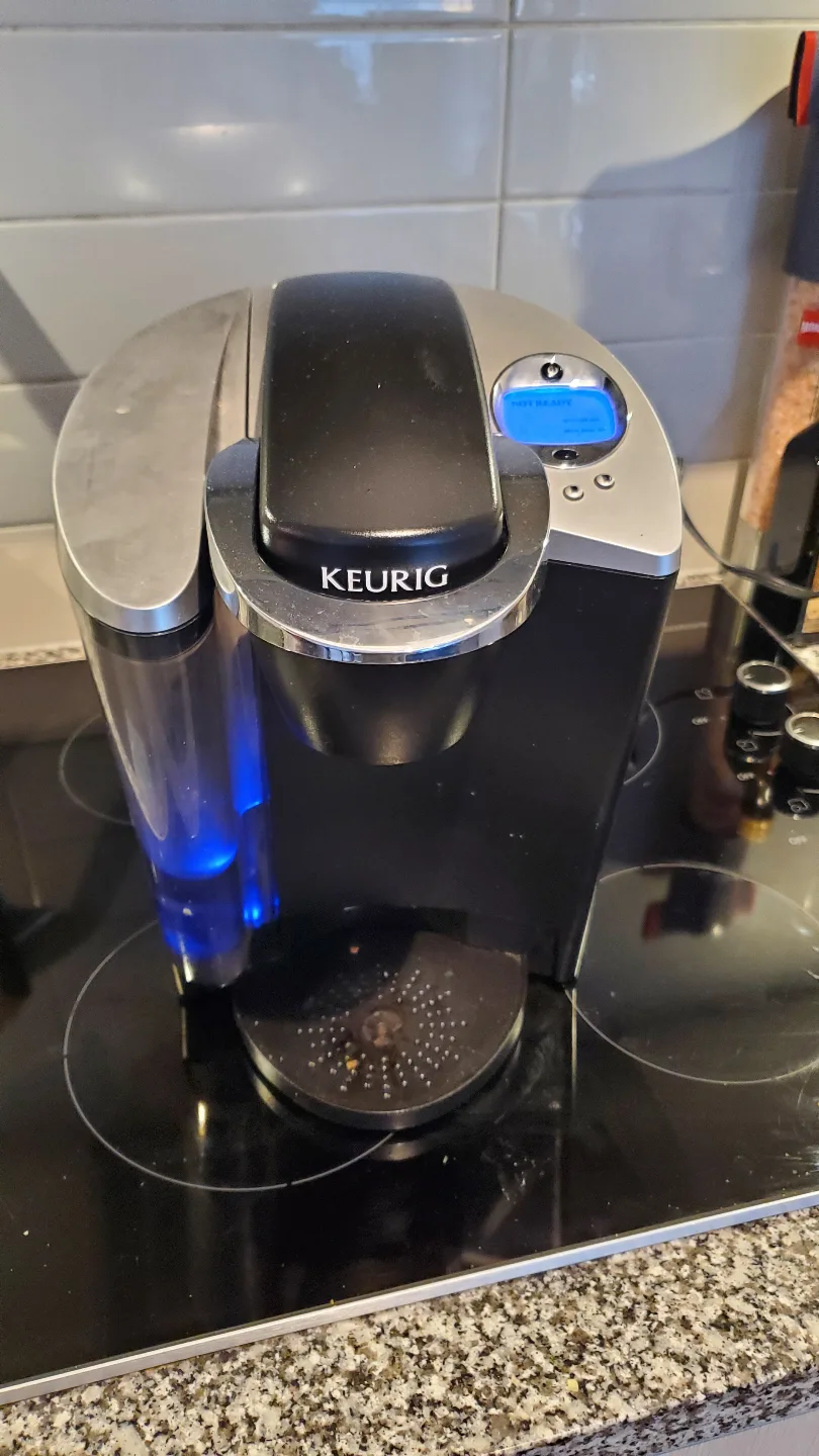 Kuerig Coffee Maker - Works Perfectly thumbnail