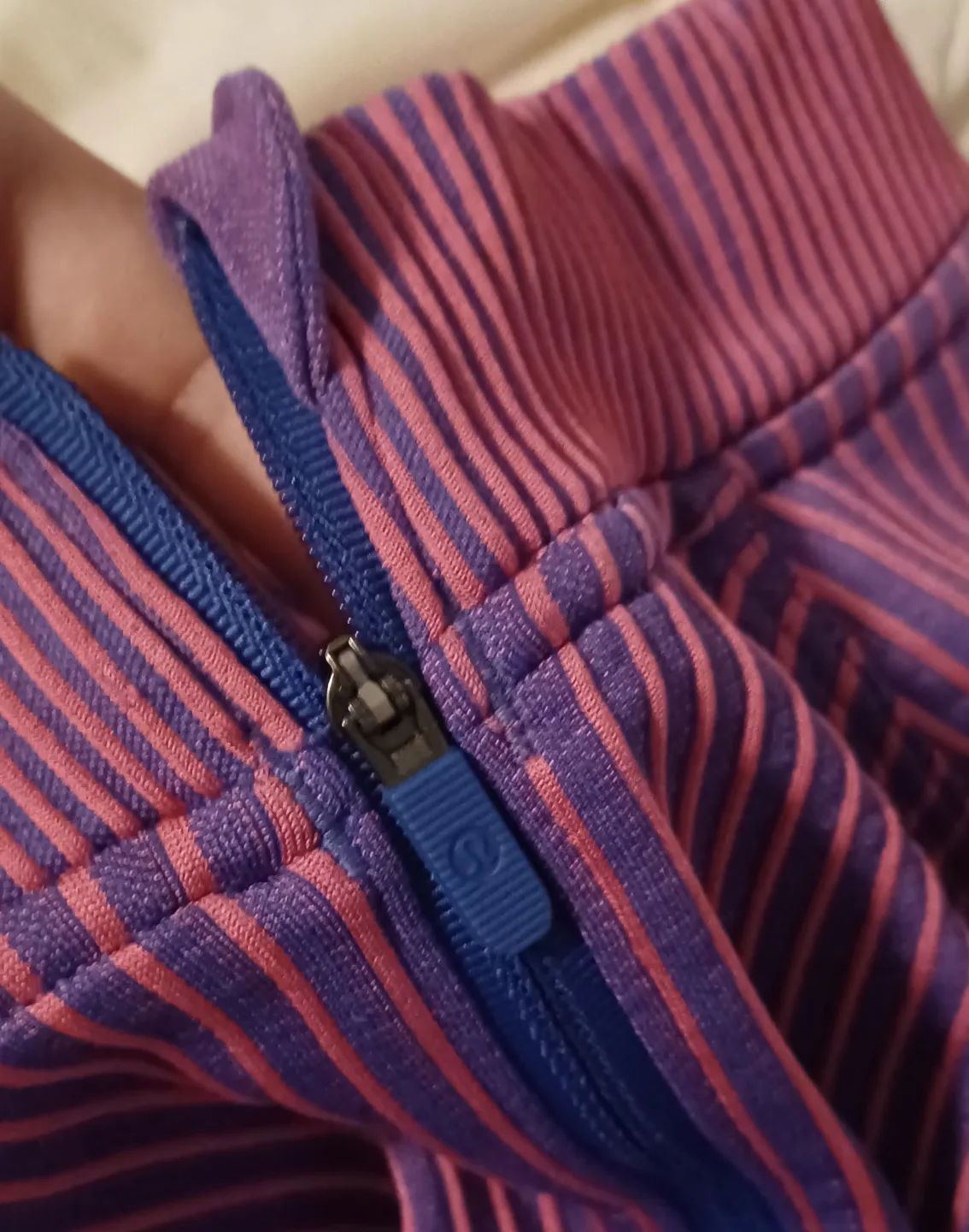 Lululemon Metal Vent Tech 1/2 Zip Crop Top image indicator(6)