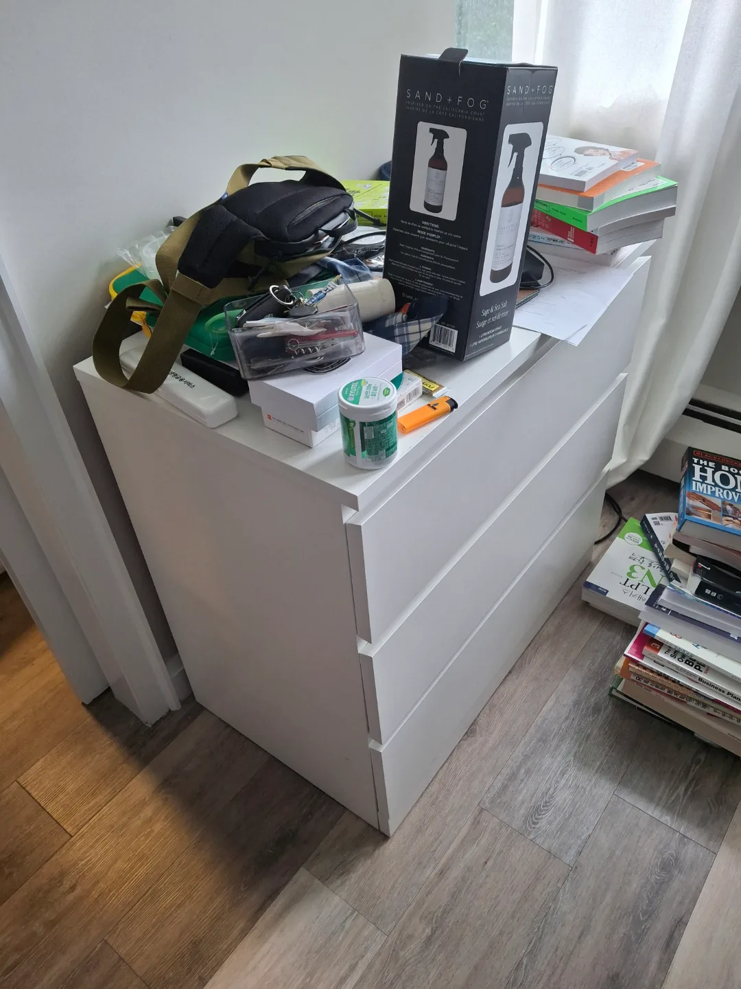 White 3-Drawer Chest thumbnail