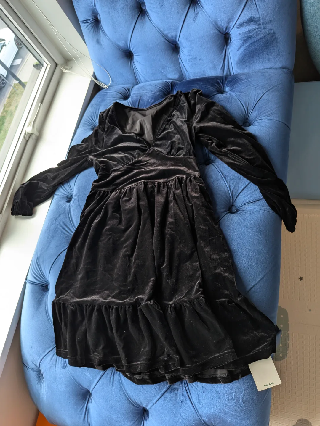 Halara Women's Velvet Mini Dress size XS image indicator(6)