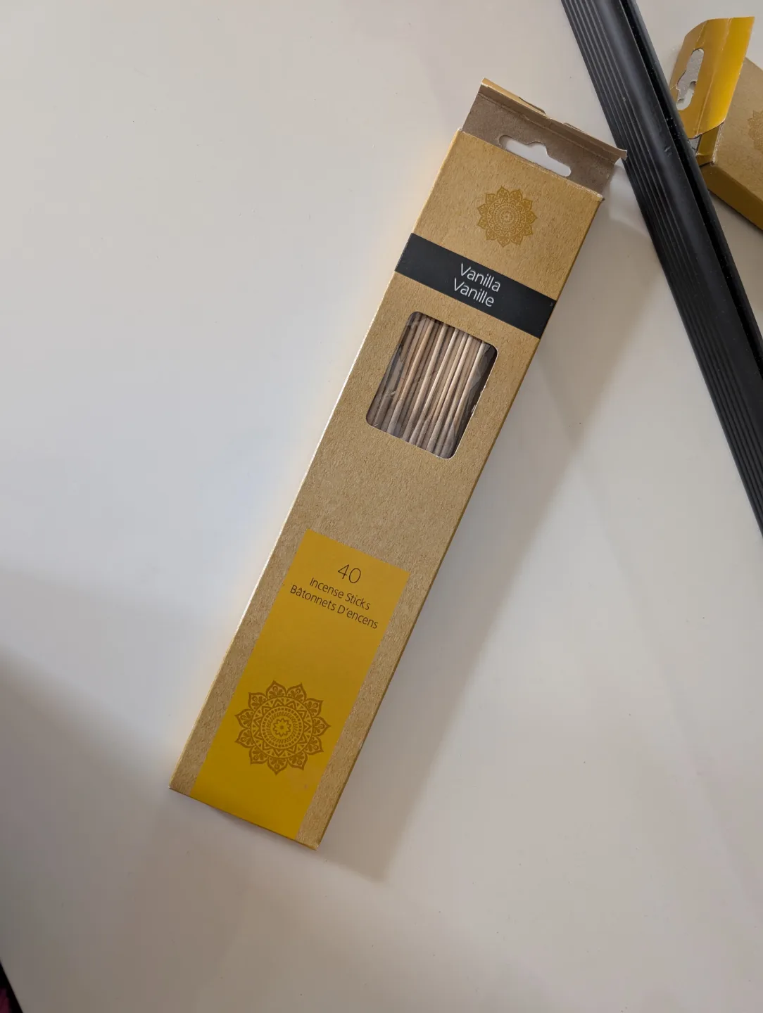 40 Vanilla Scented Incense Sticks #freecycle thumbnail