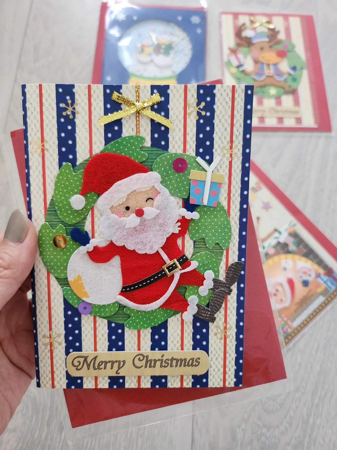 Christmas and birthday Cards image indicator(2)