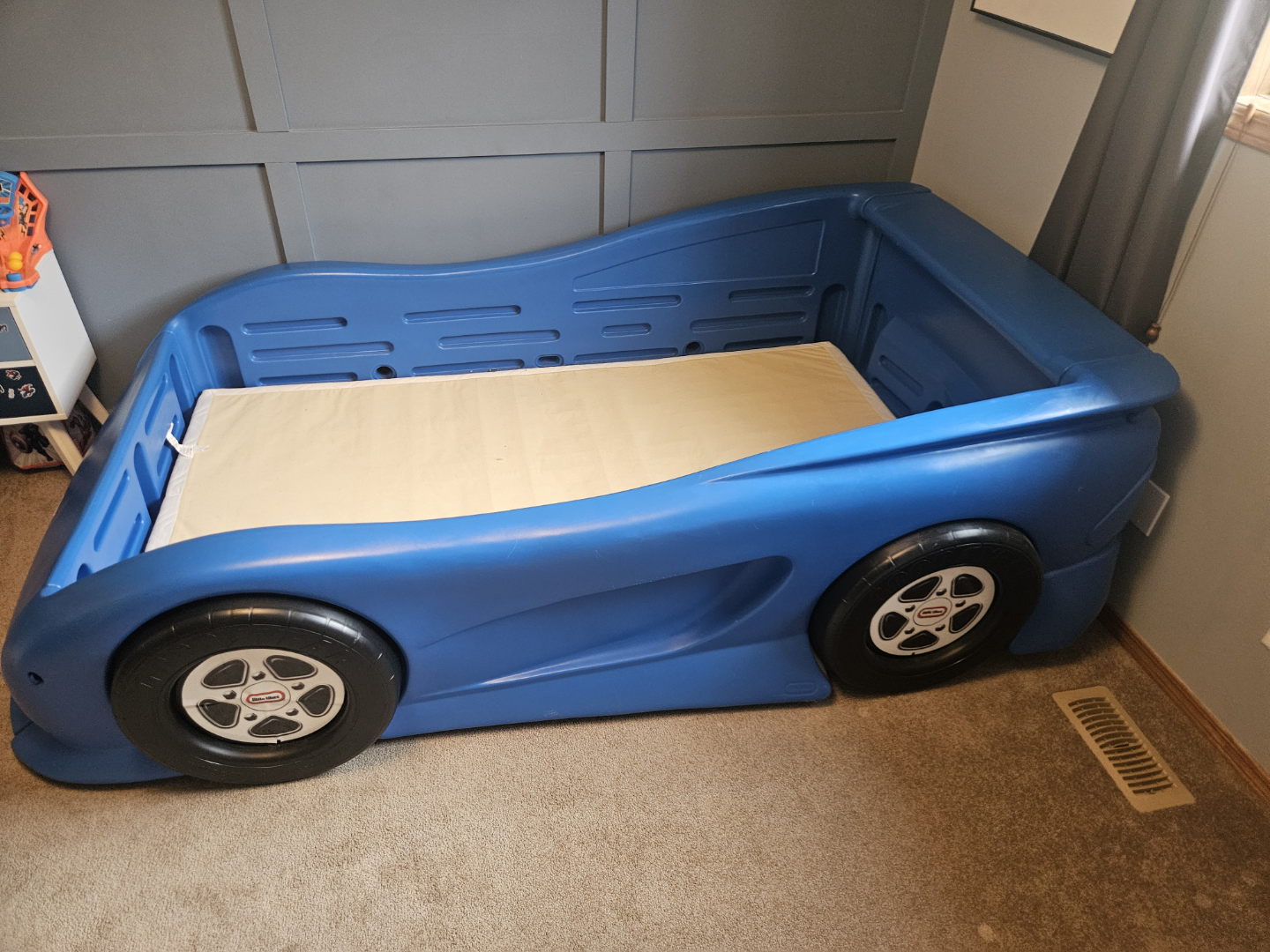 race car bed - photo 2