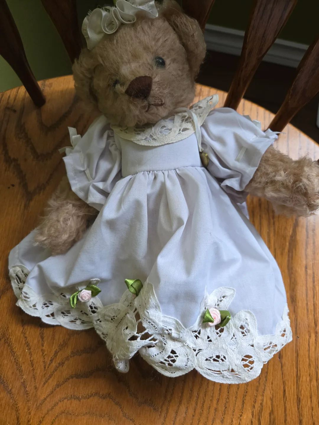 Adorable Ashton-Drake Galleries Teddy Bear in Dress 🏒 thumbnail