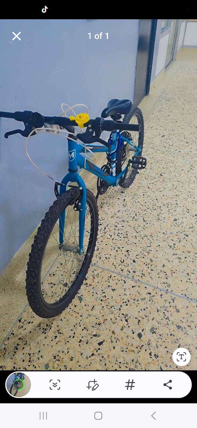 Molveo 24inch blue 💙 bike.Great condition.