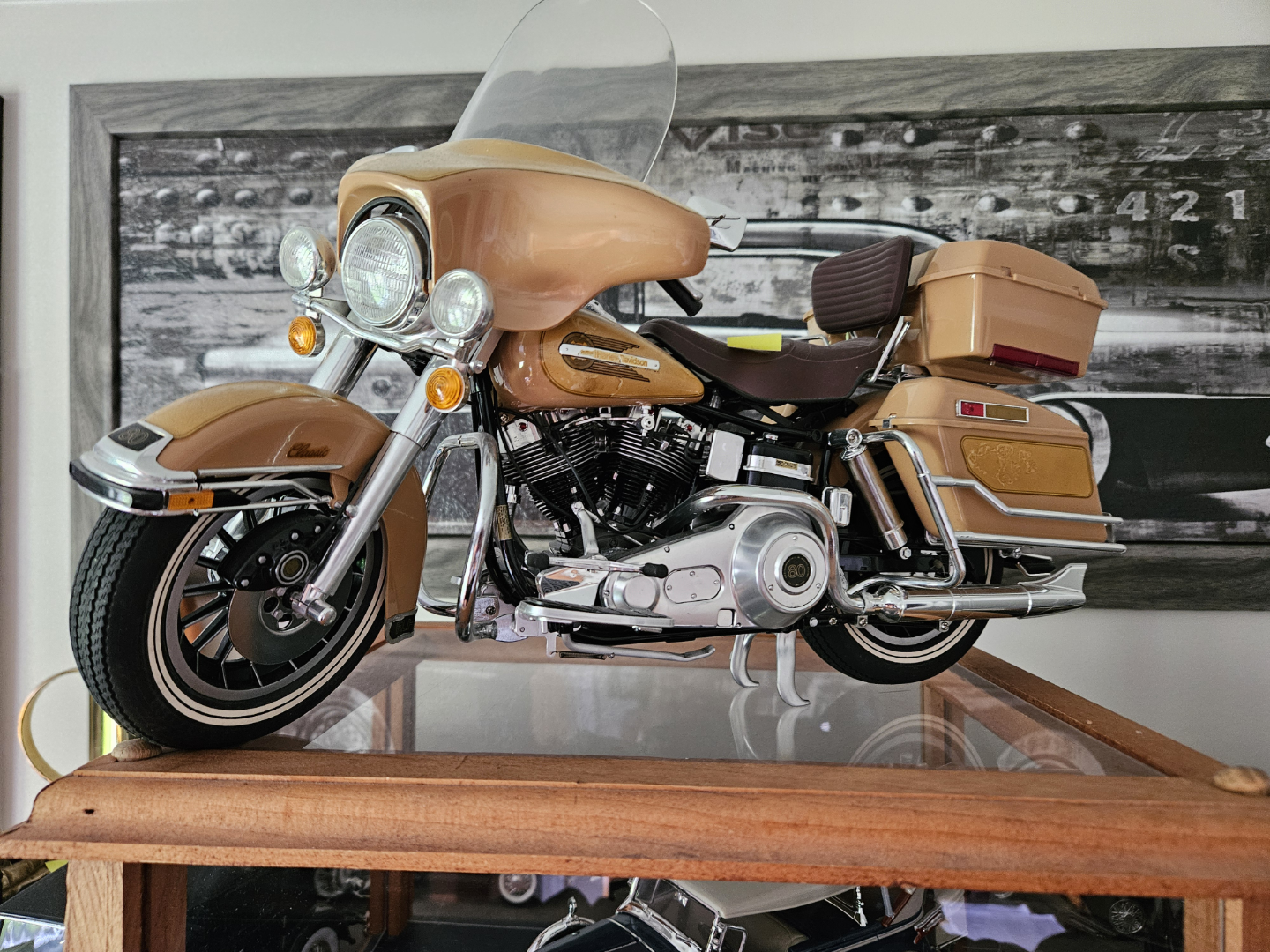 🚀   Harley Davidson Classic Motorcycle Model