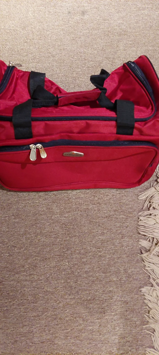 Cambridge Red Travel Duffle Bag thumbnail