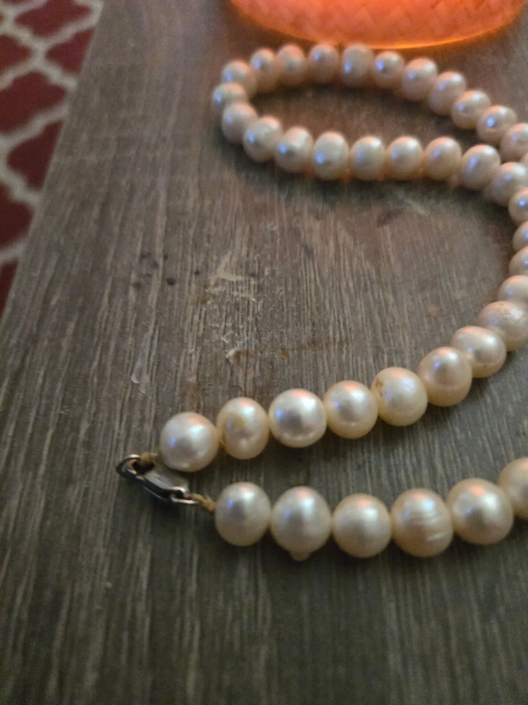 Cream-coloured Pearl Necklace image indicator(3)