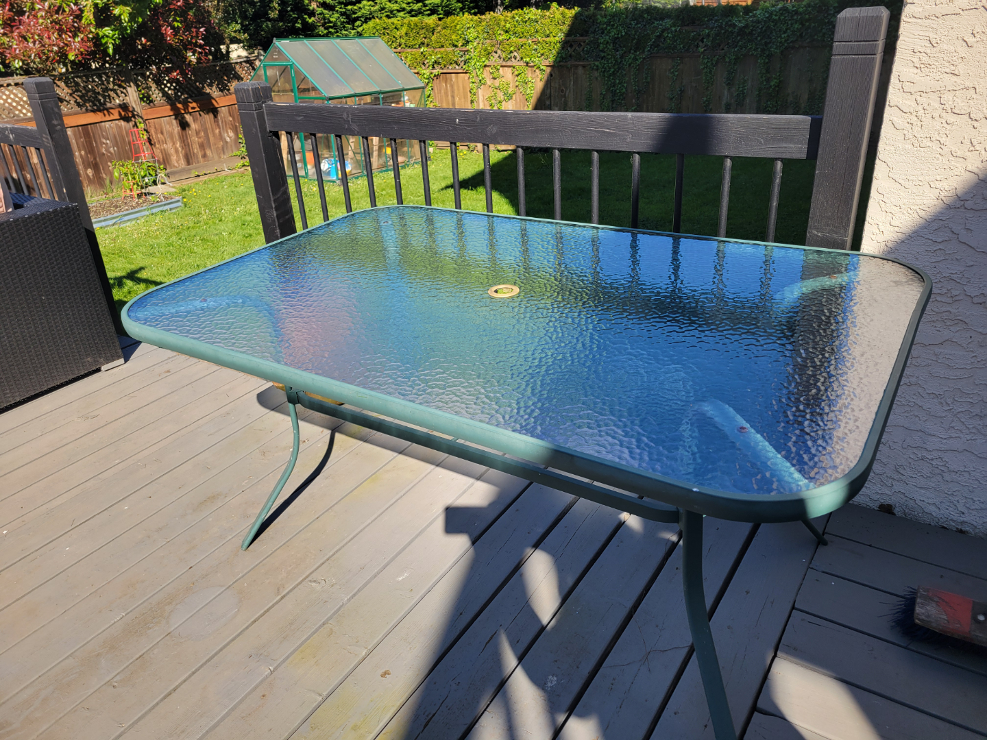 Outdoor Patio Set: Table, 6 Chairs & Cushions - photo 2