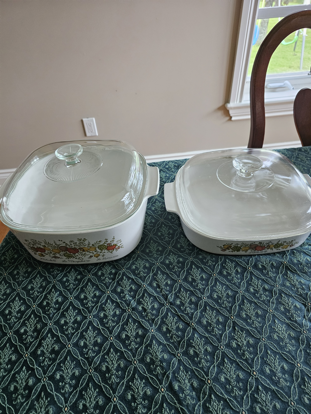 Vintage CorningWare Casserole Dish - photo 3