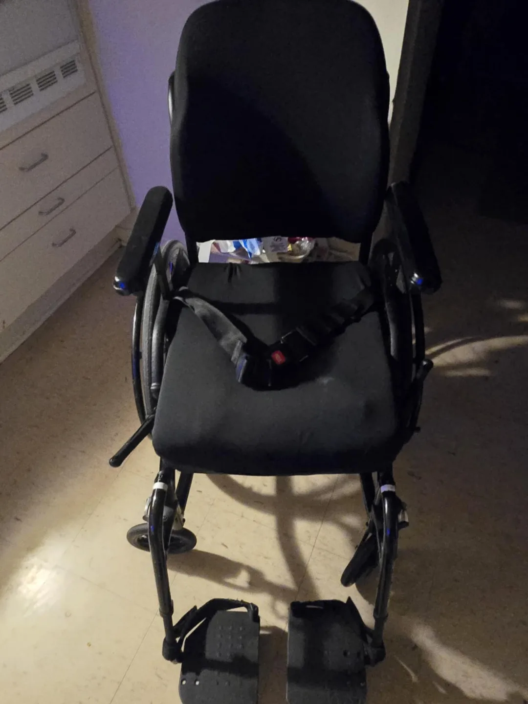 Lightly Used Wheelchair - Excellent Condition image indicator(3)