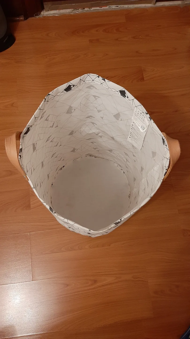 IKEA Laundry Basket with Leather Handles image indicator(2)