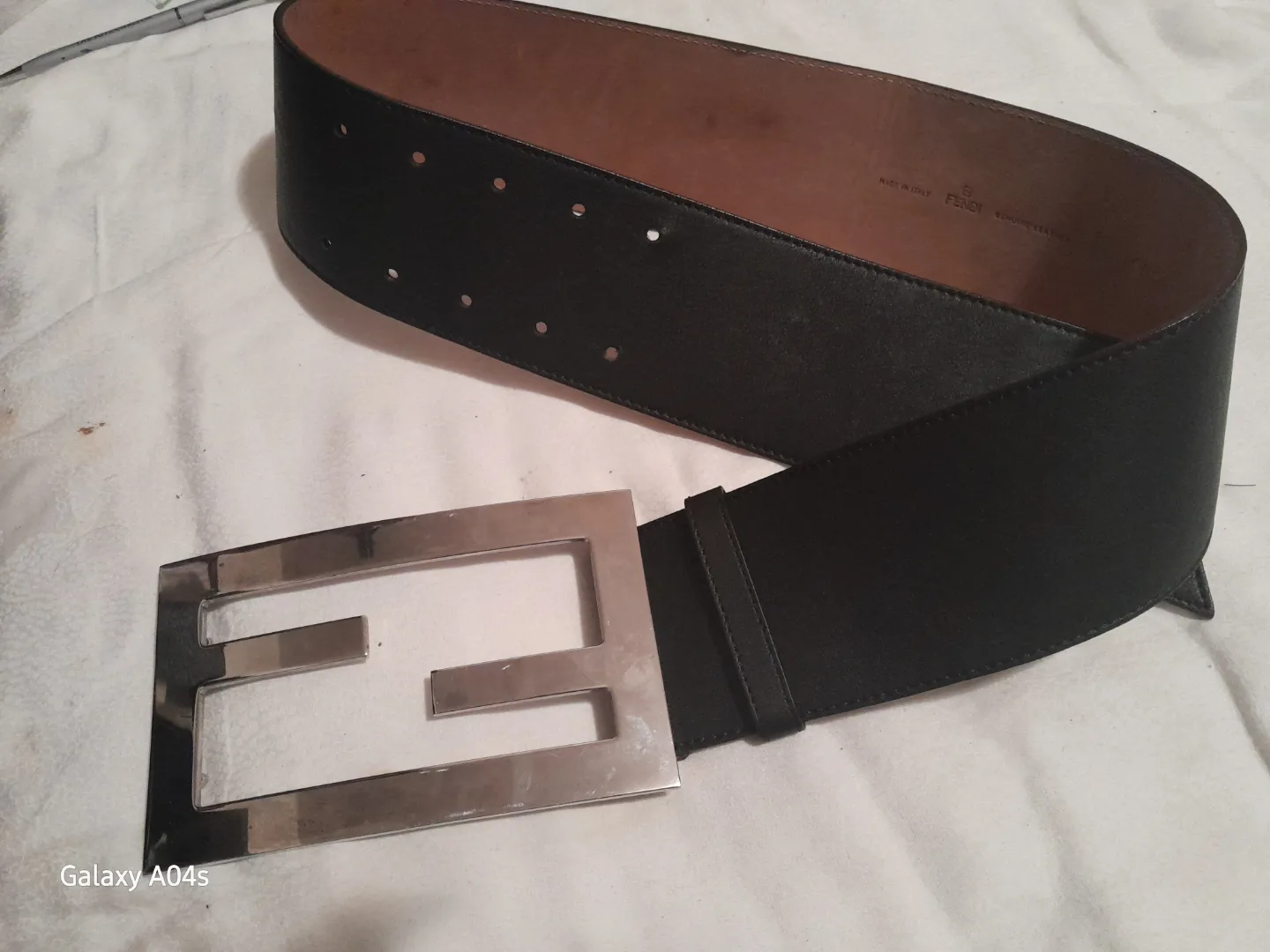 Fendi Genuine Leather Wide Belt Size 32 image indicator(3)