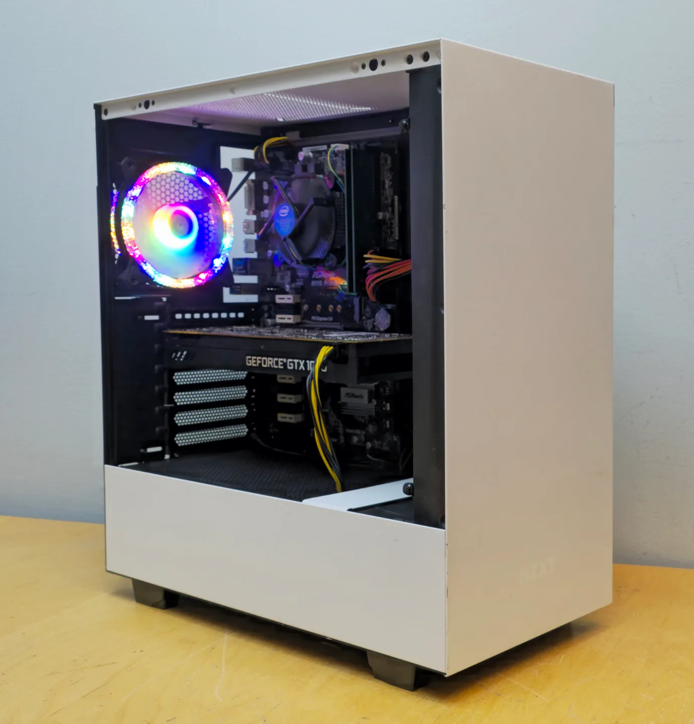 Gaming PC i5, 16GB, GTX 1070 8GB thumbnail