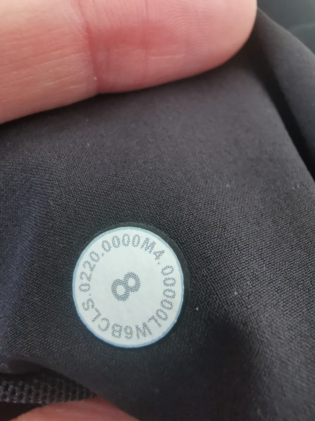 Lululemon Metropolis Maven High Rise Crop Solid Black S8 image indicator(9)