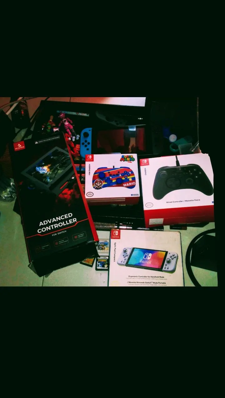 Nintendo Switch Game & Accessories different prices image indicator(5)