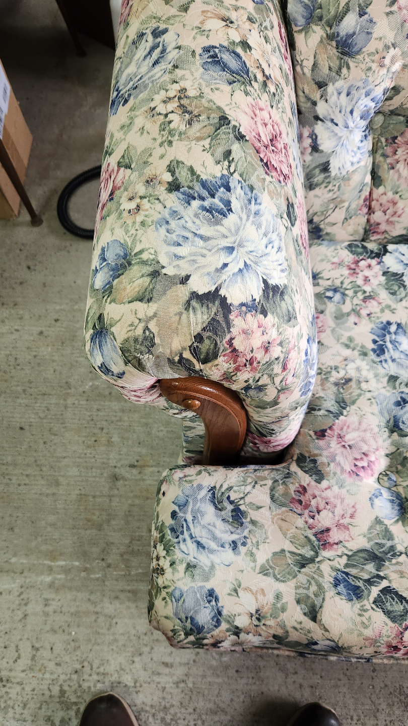 Floral Sofa and Swivel Chair Set - photo 3